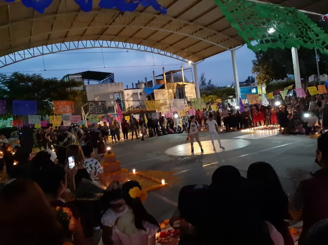 celebran-en-cedecos-de-uruapan-el-daia-de-muertos